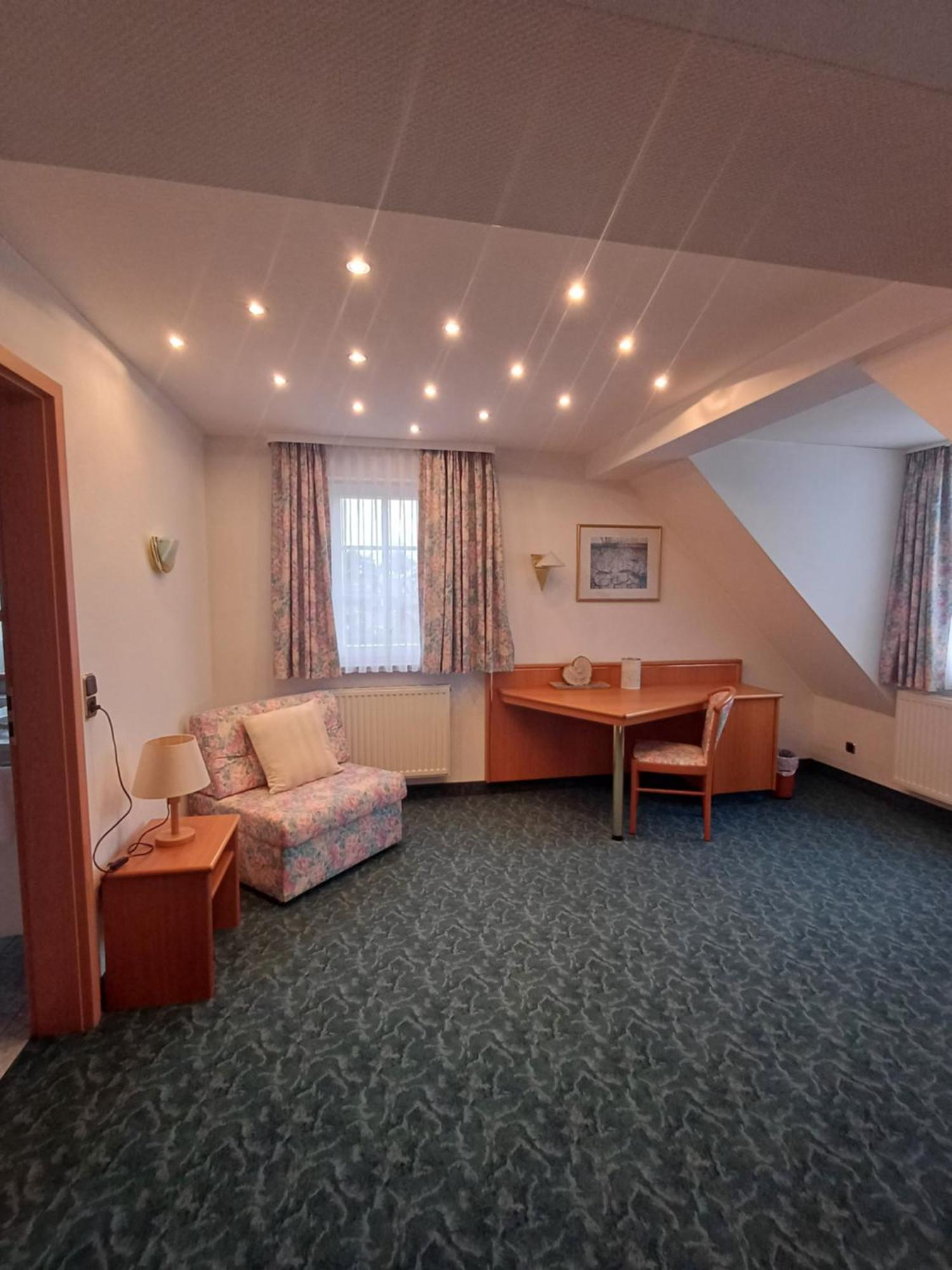 Hotel Garni Eschenbach Hildburghausen Zewnętrze zdjęcie